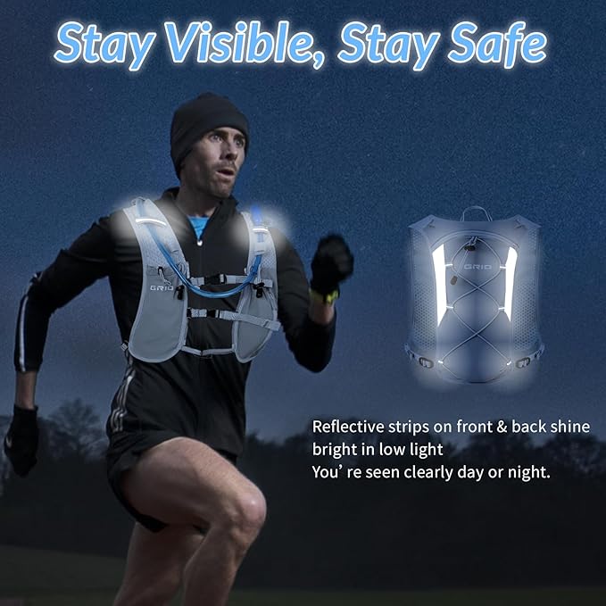 Running Vest for Women Men, Adjustable Chest Straps Running Hydration Vest with 1.5L Water Bladder, Lightweight Breathable Reflective Hydration Pack for Marathon, Trail, Hiking, Cycling