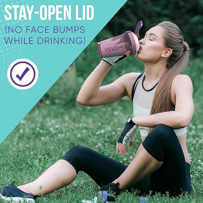 VELOMIX -4 PACK- 20 OZ Protein Shaker Bottles for Protein Mixes, Shaker Cups for Protein Shakes, Small Shaker Bottle Pack, Shaker Cup, Shakers for protein Shakes (Berry Blend)