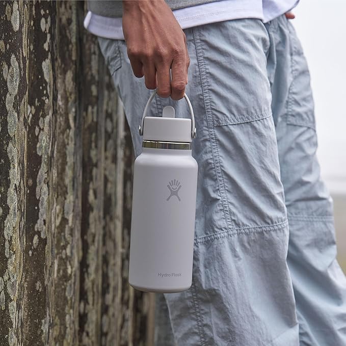 Hydro Flask Water Bottle - Insulated Stainless Steel - Wide Mouth Flex Straw Lid, Non Spill, Leakproof and Refillable in 64 Oz Reef Pink