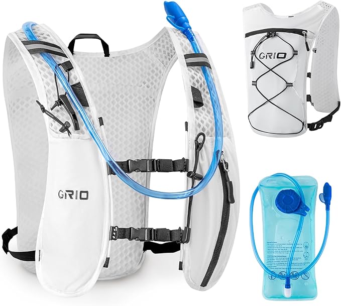 Running Vest for Women Men, Adjustable Chest Straps Running Hydration Vest with 1.5L Water Bladder, Lightweight Breathable Reflective Hydration Pack for Marathon, Trail, Hiking, Cycling