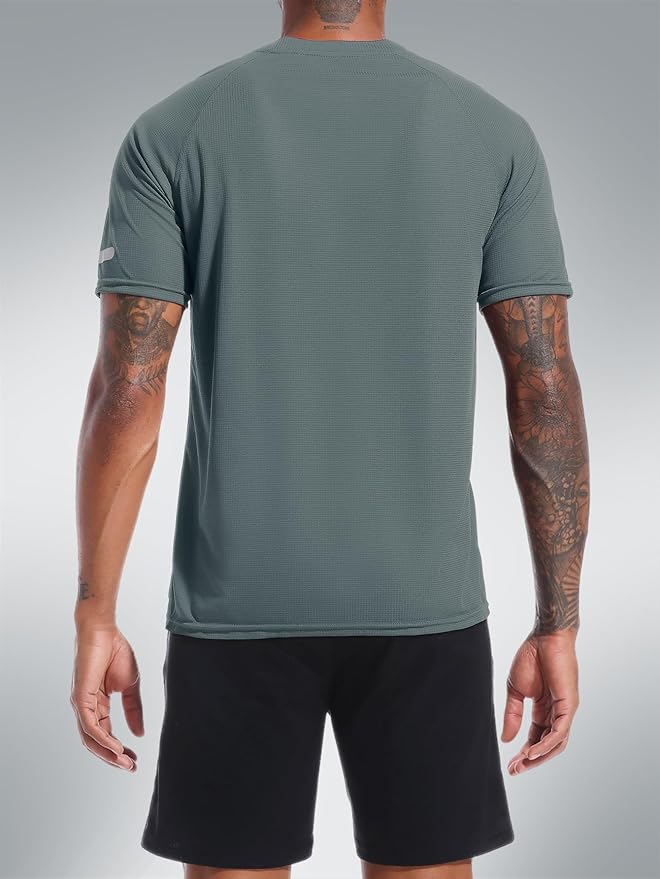 Holure Men's Mesh Quick-Dry Short Sleeve Workout T-Shirt
