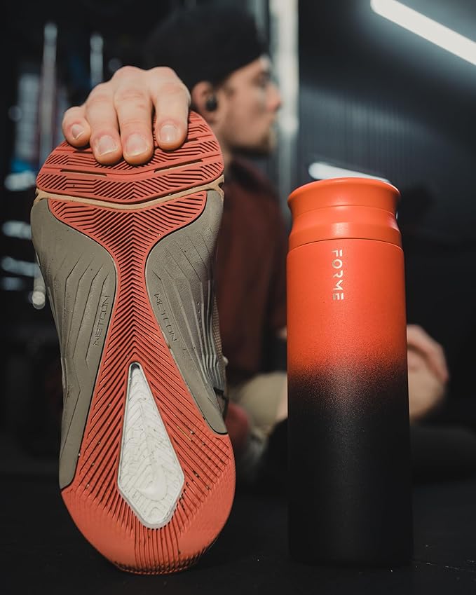 FORME - Shaker, 700ml Stainless Steel Protein Shaker, Double Walled Vacuum Insulated, Cold and Hot Drinks, Silent & Leak Proof, Fits Most Cup Holders (Gradient Blue/Orange/Red)